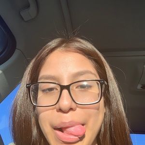 Meet your Posher, Whitney